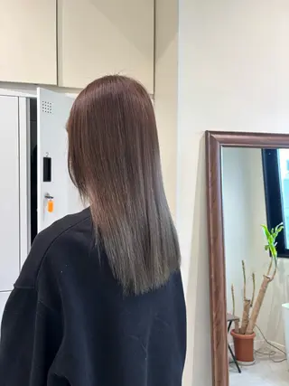 ロング 垢抜け小顔レイヤー オリーブ/スミレのヘアスタイル