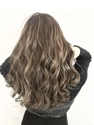 ロング カラー 🎀可愛くします💗 空きあり✨のヘアスタイル