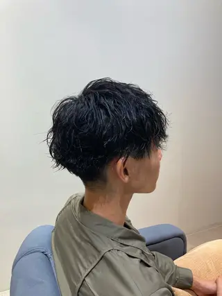 パーマ メンズ ピンクカラー🎀 米津 美佑のヘアスタイル
