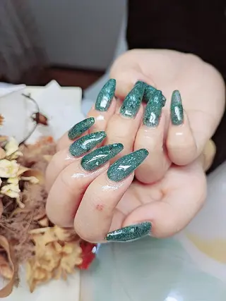 ネイル 森 ネイルサロンのネイルデザイン