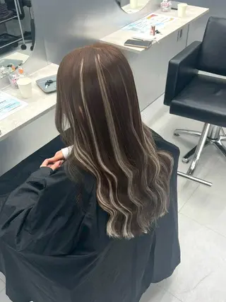 ロング 🦋ハイトーン×ア レンジ💫Leenaのヘアスタイル