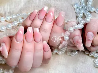 ネイル ✨Nailsalon Vi+✨のネイルデザイン