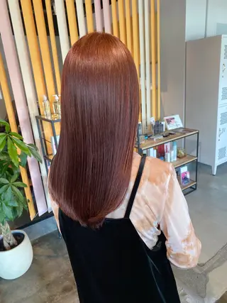 ロング カラー 安藤 結花のヘアスタイル