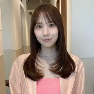 セミロング ツヤ髪♡ 佐取歩のヘアスタイル