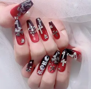 ネイル マギー ネイル🦋のネイルデザイン