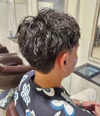 メンズ 根本 真奈のヘアスタイル