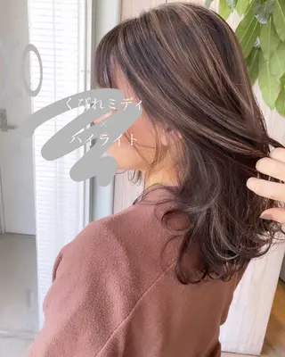 ミディアム カラー レイヤーカット/ miranのヘアスタイル