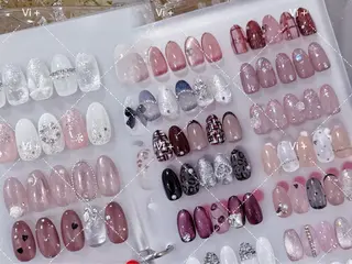 ネイル Nailsalon Vi+ももか🩷のネイルデザイン