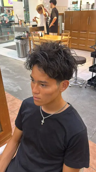 ショート パーマ メンズ TUM🔥フェード/ メンズパーマのヘアスタイル