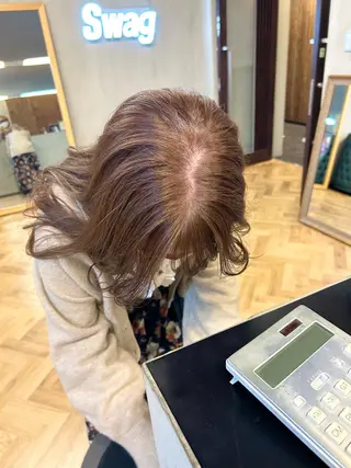 ロング カラー パーマ ヘアアレンジ 髪と音処　マトぺ所属・デザインカラー/ボブ ブリーチカラー/ユリのヘアスタイル