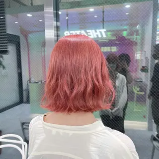 ミディアム トレンドレイヤー No.1/KOHEIのヘアスタイル