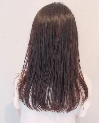 セミロング カラー 伊藤 さやかのヘアスタイル