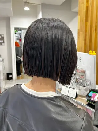 ショート ぱつっとボブ/ 小野あかねのヘアスタイル