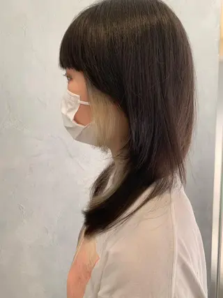ロング 美髪ストレート AOYAGIのヘアスタイル