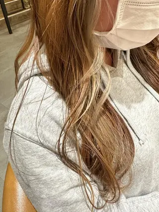 ロング RONDEL 伽那のヘアスタイル