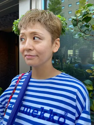 ショート 伊藤 優花のヘアスタイル