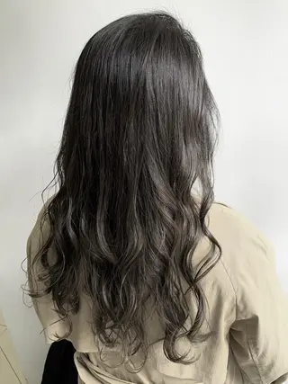 ロング カラー 町田で叶う本物の 髪質改善 鍋谷勇のヘアスタイル