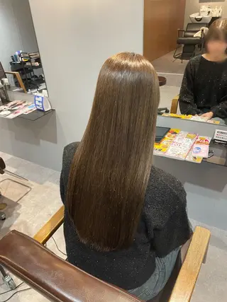 ロング カラー Mimi🎀ブリーチ なし透明感 Ｗカラーのヘアスタイル