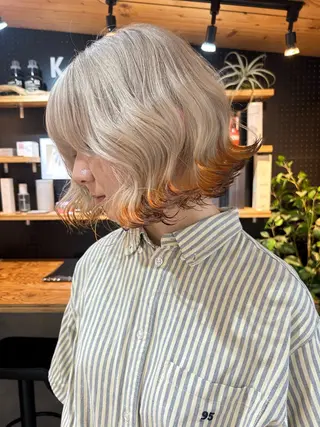 ショート カラー パーマ 🧸艶々韓国ヘア 🧁mizunaのヘアスタイル