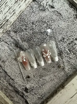 ネイル Mira Nail Studioのネイルデザイン
