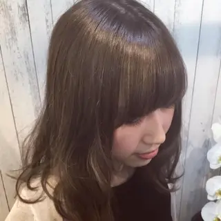 ミディアム カラー パーマ embrace エンブレイスのヘアスタイル
