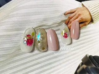 ネイル フルリール 【プライベートサロンのネイルデザイン