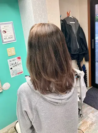 ミディアム 田牧 みゆきのヘアスタイル