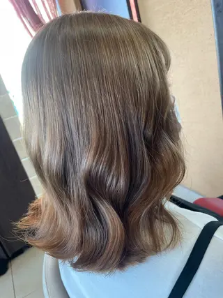 セミロング カラー 透明感カラー✨艶髪 制作🌱山根あゆみのヘアスタイル