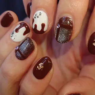 ネイル REJOUIR 網干🪼のネイルデザイン