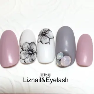 ネイル Rawr / saoriのネイルデザイン