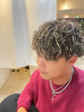 カラー パーマ メンズ 宮下 祐香のヘアスタイル