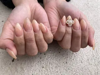 セミロング ネイル ✴︎ Delightのネイルデザイン