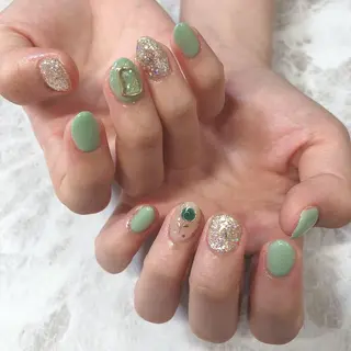 ネイル 西岡 杏のネイルデザイン