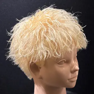 ショート カラー メンズ メンズ特化カットパー マカラー坂田柊のヘアスタイル