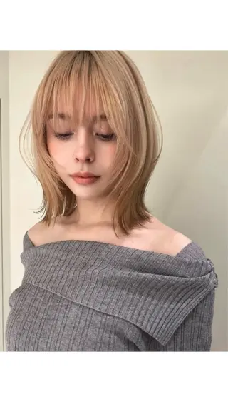 ショート カラー 小顔ボブ jilblanカホのヘアスタイル