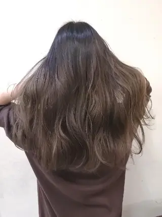 セミロング hase _のヘアスタイル