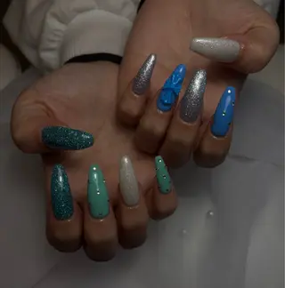 ネイル 𝐁𝐞𝐥𝐥 𝐦𝐞のネイルデザイン