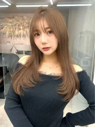 セミロング カラー ヘアアレンジ fumika🎀 ベージュのヘアスタイル