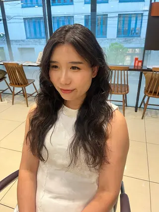 ロング パーマ タンバルモリパーマ 礒井メンキのヘアスタイル