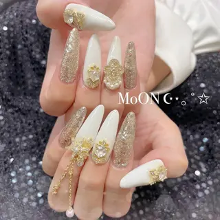 ネイル MoON...❤︎ MeGuのネイルデザイン