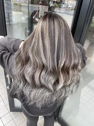 ロング カラー ヘアアレンジ Belle hair Design青野大貴のヘアスタイル