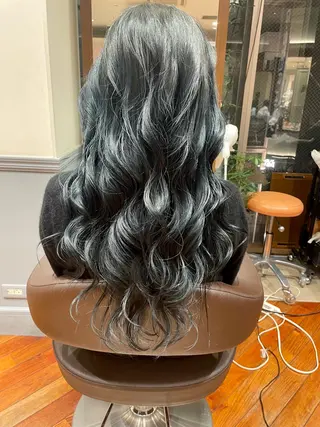 ロング カットモデル ヨネダのヘアスタイル