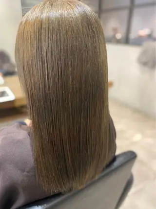 セミロング 小口 晃のヘアスタイル