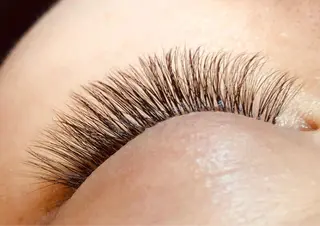 カラー パーマ ヘアアレンジ キッズ ネイル マツエク・マツパ 神山 ビューティー・アイのマツエク・マツパデザイン