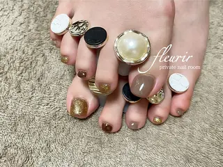 ネイル フルリール 【プライベートサロンのネイルデザイン