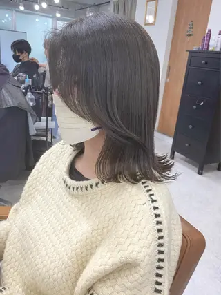 ミディアム カラー ヘアアレンジ 🌷FUKA🌷 まろやかハイトーンのヘアスタイル