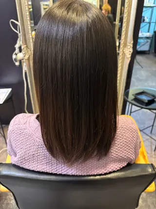 ミディアム 佐藤 莉子のヘアスタイル