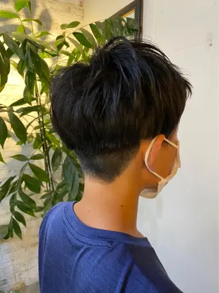 ショート メンズ 長濱 俊のヘアスタイル