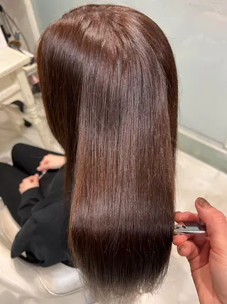カラー 藤本 麗夏のヘアスタイル