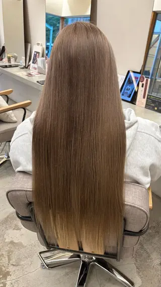 カラー TEMIL HAIR 彩香のヘアスタイル